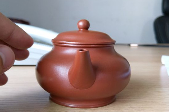 大紅袍和朱泥哪個(gè)好，為什么不能買(mǎi)大紅袍壺