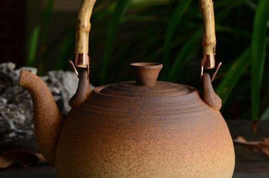 新買(mǎi)燒水陶壺如何開(kāi)壺，燒水陶壺怎么開(kāi)壺方法