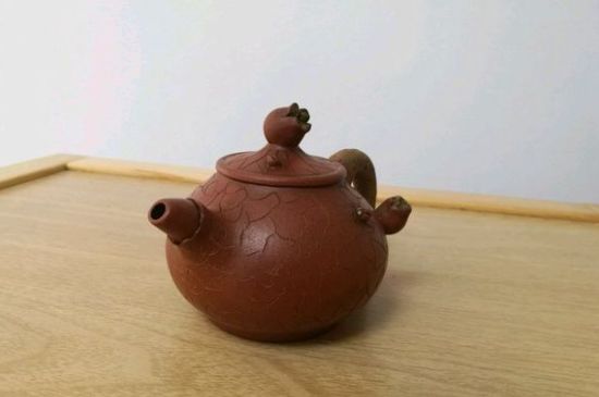 朱泥紫砂壺如何開(kāi)壺，朱泥壺日常泡茶養護
