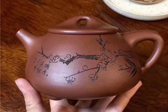 朱泥紫砂壺如何開(kāi)壺，朱泥壺日常泡茶養護
