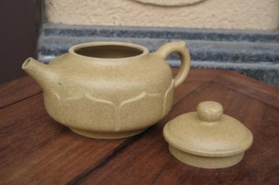 本山綠泥怎么分辨真假，真正的本山綠泥紫砂壺怎么鑒別？