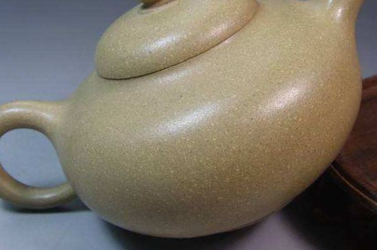 一把真正的本山綠泥壺最低多少錢(qián)，什么價(jià)格能買(mǎi)到本山綠泥紫砂壺？