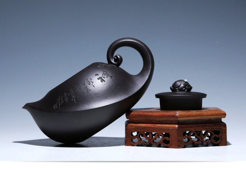 創(chuàng  )意別致紫砂壺，個(gè)性手工美型外觀(guān)紫砂壺