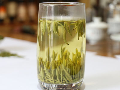 竹葉青茶怎么樣，檔次較高味道略苦價(jià)格比較貴
