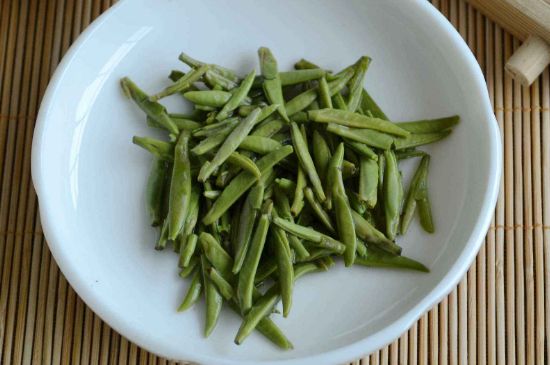 雀舌和竹葉青的區別，雀舌對比竹葉青圖片
