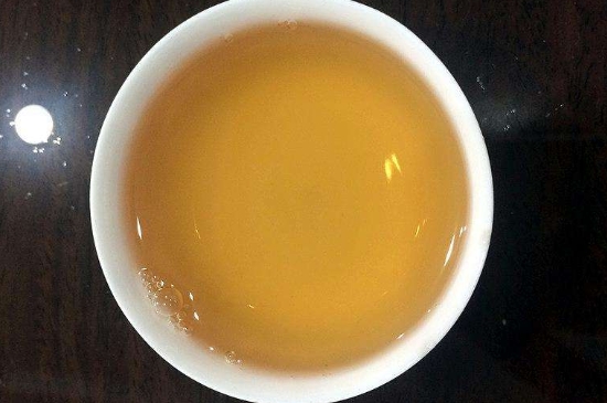 白茶三年為藥七年為寶的原理，為什么說(shuō)一年茶三年藥七年寶？