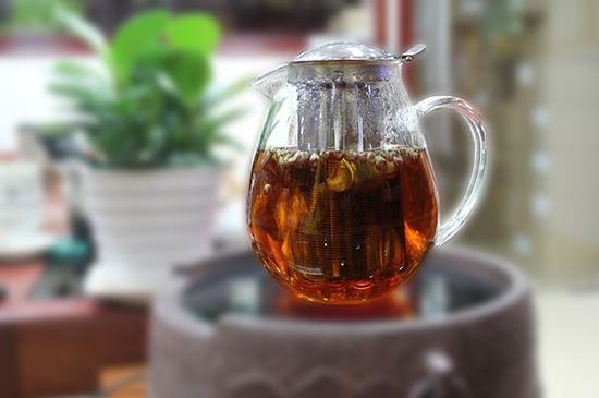 福鼎白茶要喝老的嗎，為什么喝白茶要喝老茶存新茶？