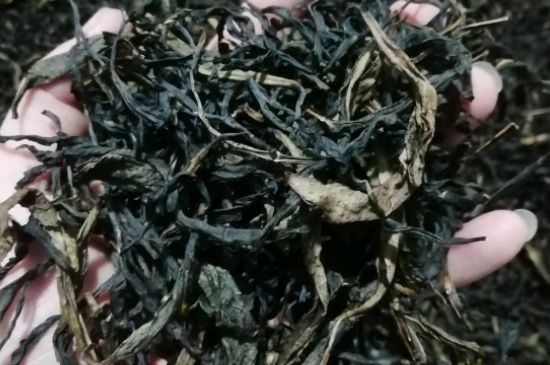 蜜蘭香好還是鴨屎香好，鳳凰單叢茶蜜蘭香和鴨屎香特點(diǎn)有哪些？