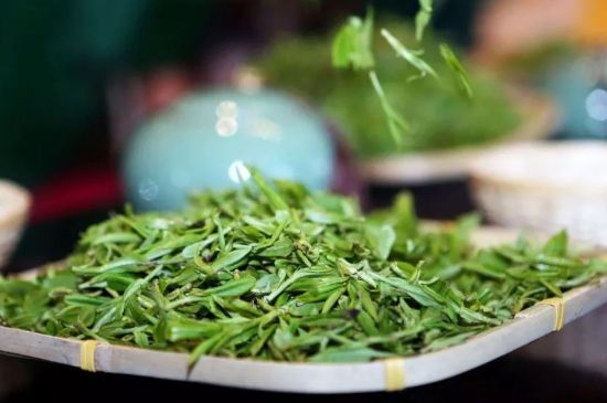 單樅茶什么季節最好喝，鳳凰單叢茶春茶好還是秋茶好？