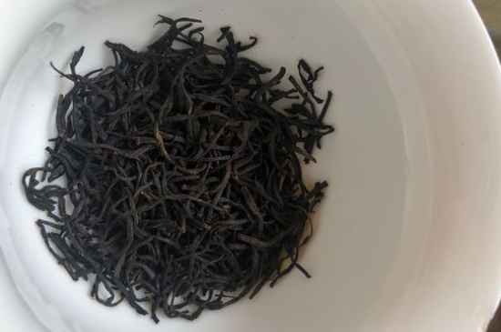 正山小種第一泡要倒掉嗎，正山小種能沖幾泡