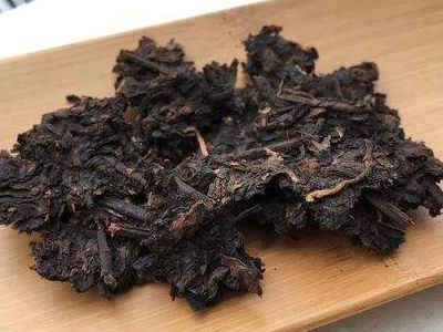 黑茶的功效與作用，長(cháng)期喝黑茶有什么功效？