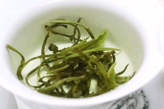 茉莉香珠跟龍珠有什么區別嗎，茉莉龍珠和茉莉香珠那個(gè)好？