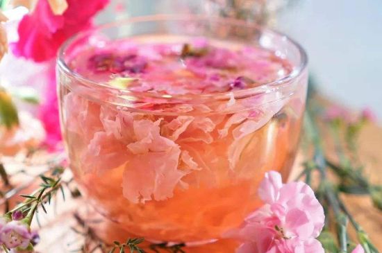 玫瑰花的最佳搭配，喝玫瑰花茶搭配什么喝好？