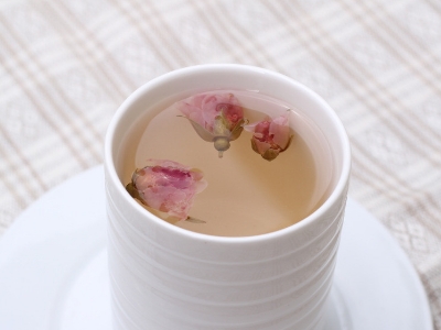干玫瑰花泡前需要洗嗎，泡玫瑰花需要洗一下嗎？