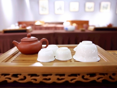 千萬(wàn)別做兼職茶藝師，女人學(xué)茶藝好嗎？