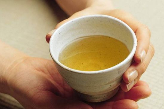 茶的三個(gè)禮儀，茶的禮儀小知識