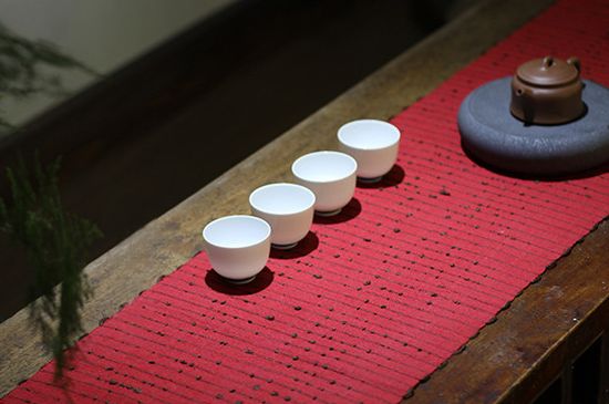 喝茶茶桌上的禮儀有哪些，泡茶待客十大禮儀不可不做！