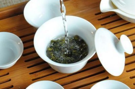 各類(lèi)茶的注水方式，不同的茶泡茶時(shí)怎么注水