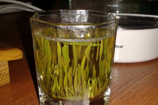 冷泡茶用什么茶葉最好，什么樣的茶適合冷泡？