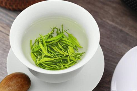 綠茶碧螺春怎么泡簡(jiǎn)易步驟，沖泡碧螺春的十二步驟口訣