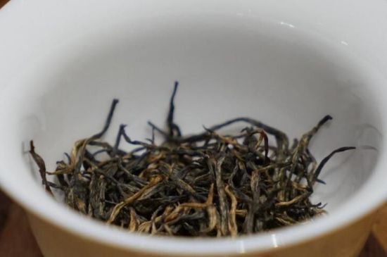 怎樣鑒別金駿眉的好壞，金駿眉紅茶的鑒別方法