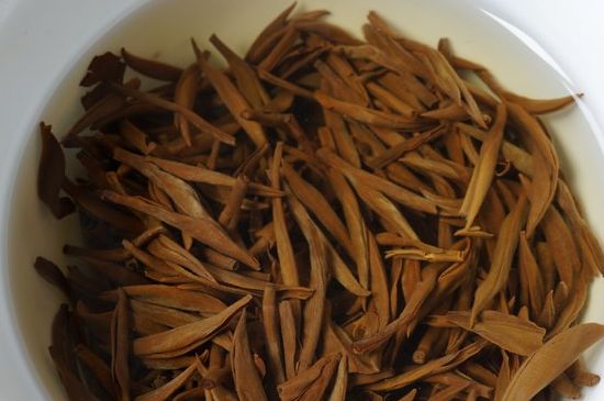 好壞金駿眉圖片對比，怎么挑選金駿眉茶葉