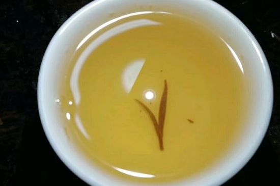 好壞金駿眉圖片對比，怎么挑選金駿眉茶葉