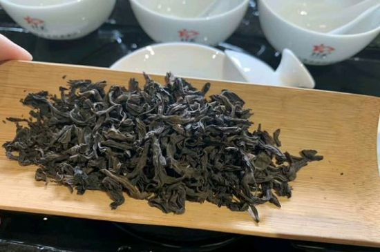 200一斤的茶葉算不算好，兩百一斤買(mǎi)的是中低檔茶