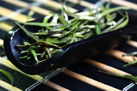 老茶和新茶哪個(gè)好，老茶好喝還是新茶好喝