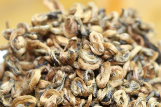 茶葉可以放冰箱嗎，茶需要放冰箱保存嗎