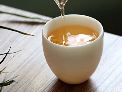 如何通過(guò)茶湯辨別好茶，六大茶類(lèi)茶湯顏色標準