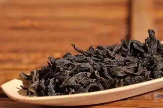怎樣炭焙巖茶？揭秘武夷巖茶的炭焙技藝
