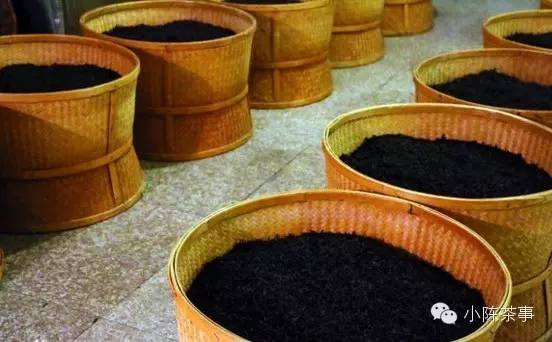 怎樣炭焙巖茶？揭秘武夷巖茶的炭焙技藝