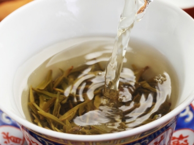 安吉白茶的功效與作用，簡(jiǎn)單概括安吉白茶功效