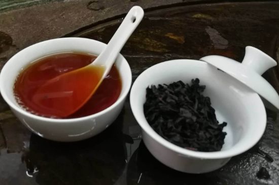 女人喝肉桂茶禁忌，長(cháng)期喝肉桂茶的副作用
