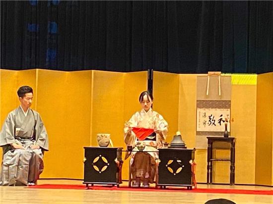 以茶為媒增進(jìn)文化交流 日本茶道里千家講習會(huì )在沈陽(yáng)舉行