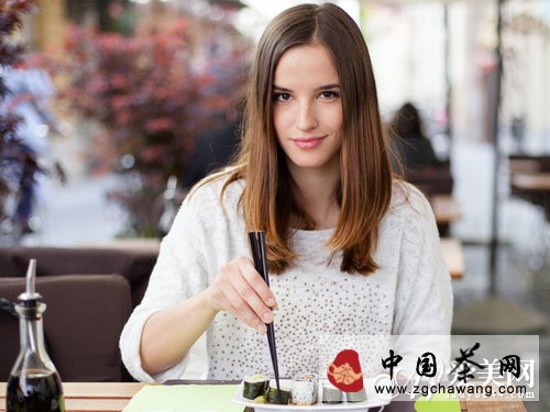  春季減肥先排毒 7類優(yōu)質減肥食物 助排毒素 