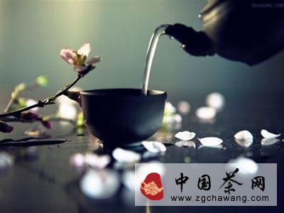 生活小竅門 隔夜茶的七大妙用方法