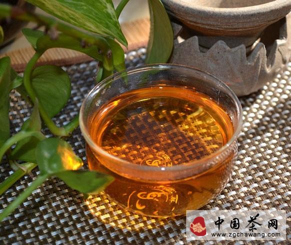 古樹(shù)紅茶茶湯圖片