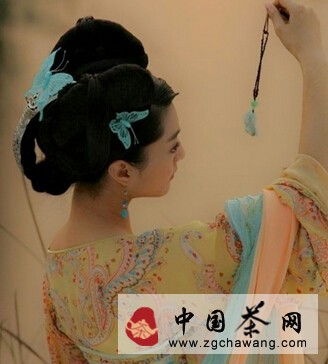 煙行媚視 少女艷茶 你品過(guò)嗎？