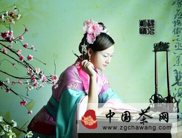 煙行媚視 少女艷茶 你品過(guò)嗎？